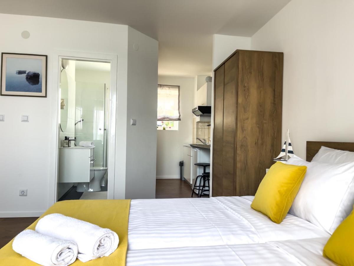 Apartments Goro Подстрана Екстер'єр фото