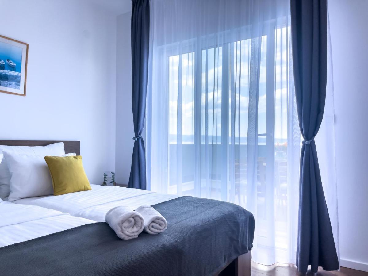 Apartments Goro Подстрана Екстер'єр фото